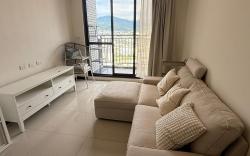 Top Roof Apartment 『 Lalaport 購物中心』『臨台74』『私人車位』