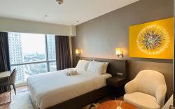 Luxury Suite at Novotel Manila @Acqua w/ free pool