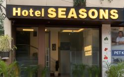 Hotel Seasons