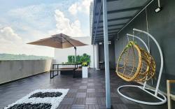 Savanna Executive Garden @ Define Suite