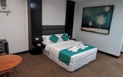 Palette Angeles, Clark International Airport, Formerly Boss Hotel