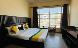 Hotel kingston, Zirakpur