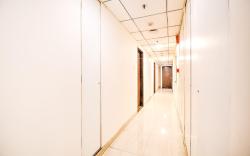 Townhouse OAK Hotel Naman Studio