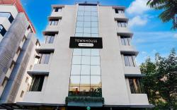 Townhouse Pune Ramwadi Metro Station