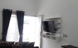 Vila Asri di Batu ada Wifi & Mini Kolam Air Panas