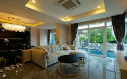 5BR 5BA Stunning Pattaya Villa