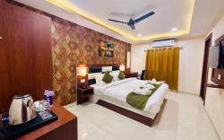 Hotel Golden Crystal