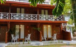 Wild Roots Lodge Mirissa