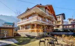 Aaranya Valley View: -6BR |Manali by Homeyhuts