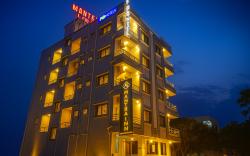 FabHotel The Mantra Inn