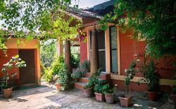 Shantidarshan 1BR- Peaceful | Amboli by homeyhuts