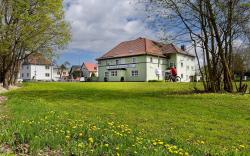 Cafe und Hotel Zum Grunen Baum