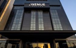 Avenue Suites