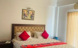 Townmanor Luxury Room, Sector 137 Noida
