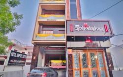 RROOMS Elite Hotel Airport Suites