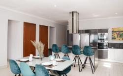 Relax Serviced Apartments 4bedroom Town House