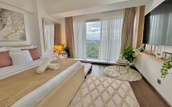 One Bedroom Condo  Aeon towers Downtown
