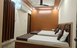 Vrindavan Retreat "Unit of VATS VILLA"