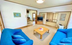 Holiday House Toya