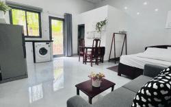 Julia Homestay
