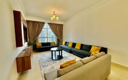 Deira: 5* star bld. Family area.