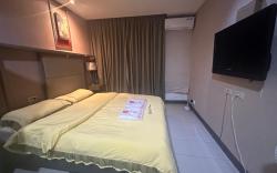 Quiet department in Makati Room1217