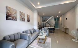 Living 8 at Hat Yai (3 mins to Big C Extra)