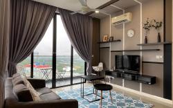 D’Pristine 3 bedroom residence next to legoland