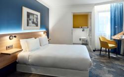 B&B HOTEL Paris 17 Batignolles