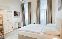 Sleep & Go Praha 5 Anděl - Two-Bedroom Apartment