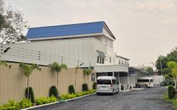 โรงแรมทรัพย์ธนสาร  อยุธยา
