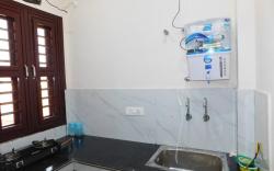 Maa Ganga Homes| Room No 302(No unmarried couples)