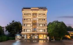 Aatithyam Residency Golf Course Road