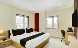 Townhouse Oak Banaras Central Railway Junction Formerly Sri Hari Inn