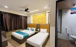 Hotel Le West Near Exhibition Center