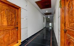Hotel O SR Grand