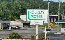 Holiday Motel by Belvilla Cleveland, TN