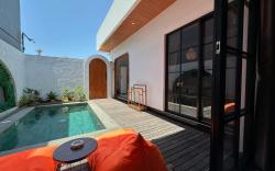 New Two Bedroom pool villa 10 mins to Sanur Harbor