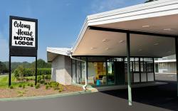 Colony House Motor Lodge Roanoke