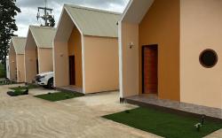 Fandee suites