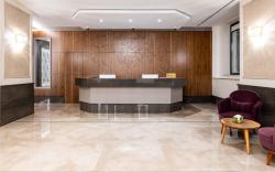 Carina Gold Hotel And Restaurant