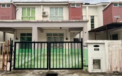 Amaris Homestay MELAYU ONLY
