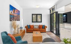 BDR on Beaufort Street + Parking - Mount lawley