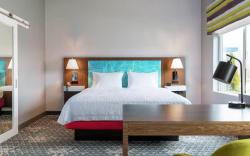 Hampton Inn and Suites by Hilton North Haven