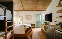 Woods Cove Hotel Laguna Beach, Sonder