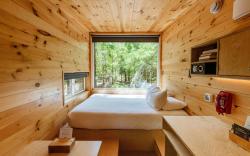 Postcard Cabins Machimoodus