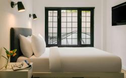 The Industrialist Hotel Gowanus Brooklyn, Sonder
