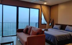 Cozy Studio in Shah Alam with Mountain View