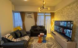 Modern  Spacious 2BR 68 sqm Condo in Manhattan Heights Pool View