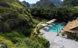 Trang An River Sunshine